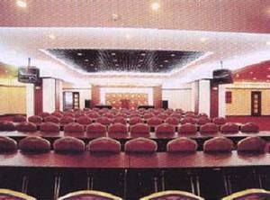 Khách sạn Yuanbo 4*